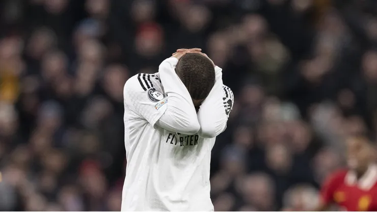 Mbappé, do Real Madrid, perde pênalti e craque do Liverpool ironiza.