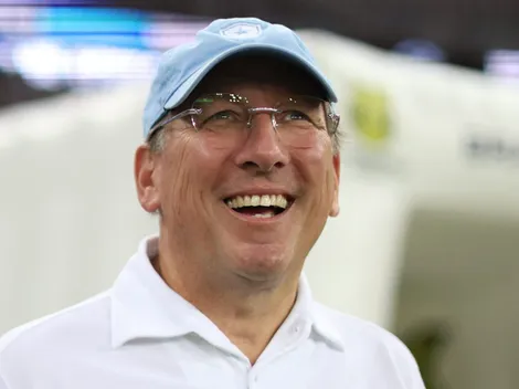 John Textor tem aval do Chelsea para levar Mudryk ao Crystal Palace