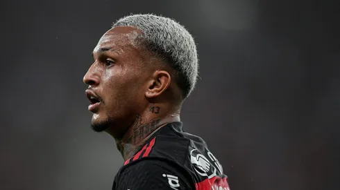 Flamengo toma decisão sobre venda de Wesley.