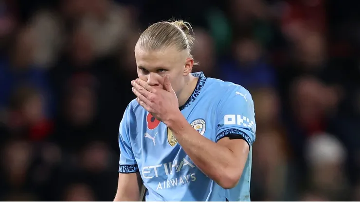 Haaland perde pênalti no Boxing Day. Foto: Alex Pantling/Getty Images