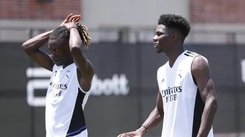 Camavinga e Tchouaméni em Valdebebas durante treino do Real Madrid