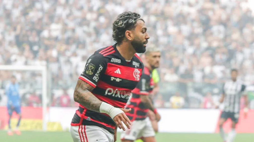 Gabigol em campo na final da Copa do Brasil 2024 entre Atlético-MG v Flamengo (IMAGO Fotoarena)