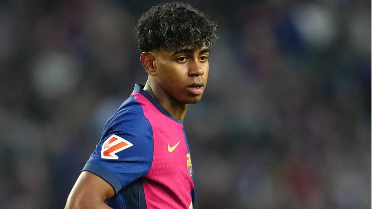 Barcelona pode perder Lamine Yamal por influência de empresário e possível novo clube vem à tona. (Foto: Imago)