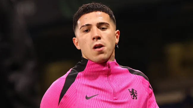 Enzo Fernández antes de partida pelo Chelsea (Foto: IMAGO / Pro Sports Images)