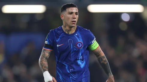Enzo Fernández em partida pelo Chelsea