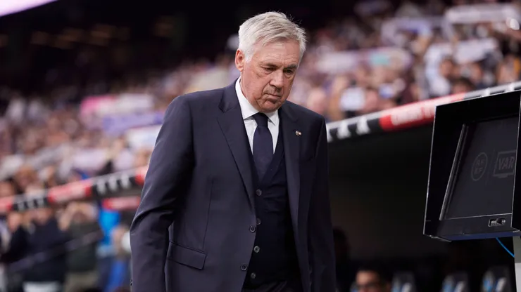 Carlo Ancelotti em partida pelo Real Madrid