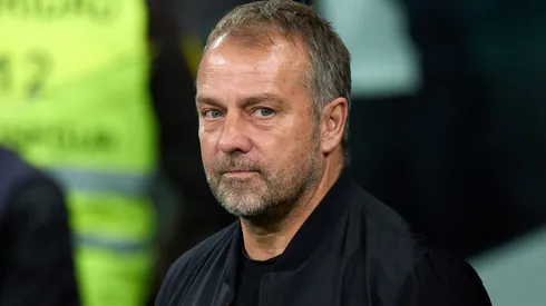 Hansi Flick, treinador do Barcelona revela que pode ter reforço em breve. (Photo by Angel Martinez/Getty Images)