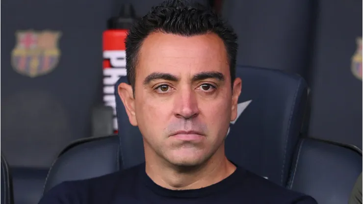 Xavi Hernández foi criticado por mais um jogador ex-Barcelona. (Photo by David Ramos/Getty Images)