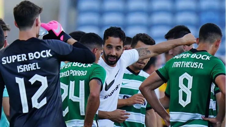 Ruben Amorim impacta mercado da bola após chegar no Manchester United. Foto: Gualter Fatia/Getty Images