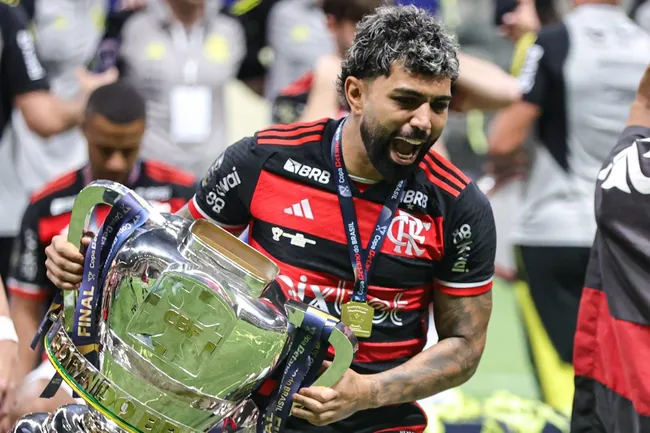 Gabigol tem data limite para dizer se fica ou sai do Flamengo. Foto: Gilson Lobo/AGIF