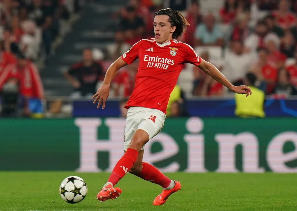 Carreras em campo pelo Benfica – (Photo by Gualter Fatia/Getty Images)