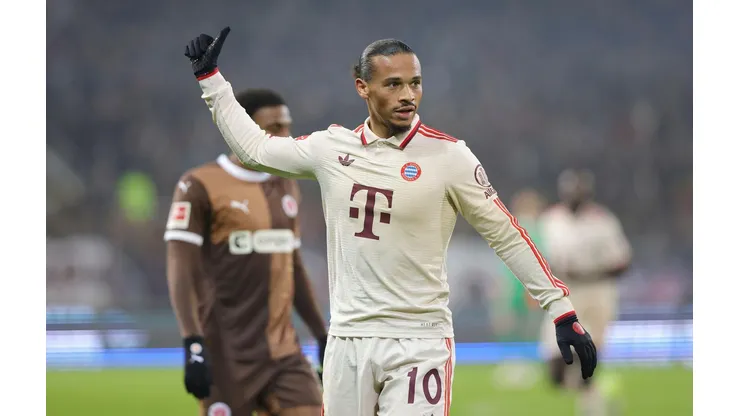 Leroy Sané precisou sair antes da metade do primeiro tempo