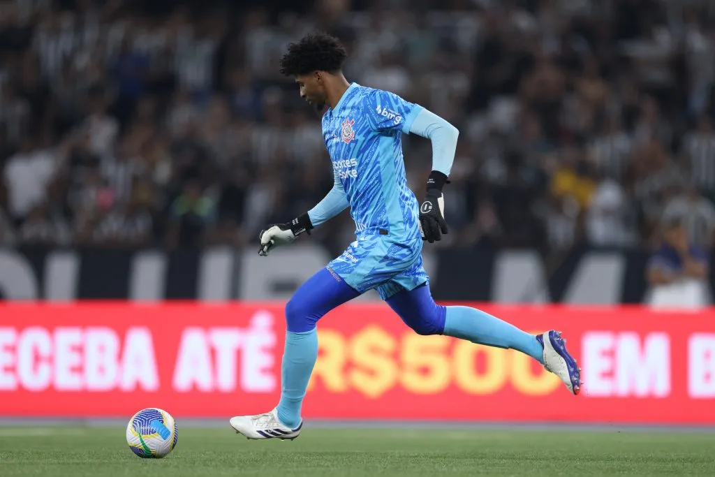 Hugo Souza, goleiro do Corinthians. (Photo by Lucas Figueiredo/Getty Images)