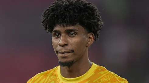 Hugo Souza pode deixar o Corinthians para defender importante SAF do Brasileirão.