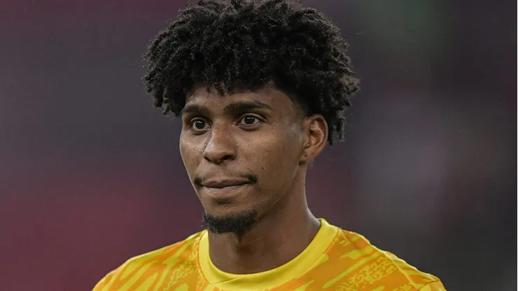 Hugo Souza pode deixar o Corinthians para defender importante SAF do Brasileirão.