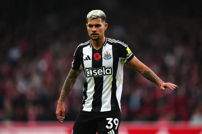 Bruno Guimarães em campo