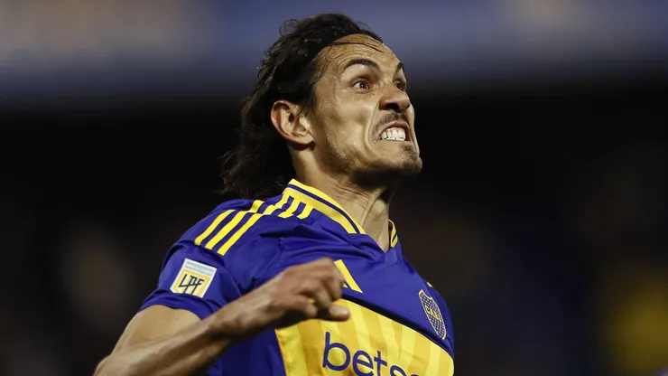 Edinson Cavani com a camisa do Boca Juniors.