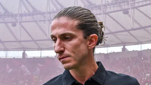 Flamengo de Filipe Luís anuncia a renovação de Evertton Araújo.