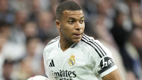 Ex-Real Madrid, Nacho acredita que Mbappé vai ganhar a Bola de Ouro.
