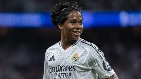 Endrick comemora gol marcado pelo Real Madrid.