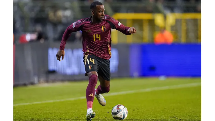 Lukebakio em ação durante a partida entre Bélgica e Itália, no dia 14 de novembro de 2024. (Orange Pics BV / Alamy Stock Photo)