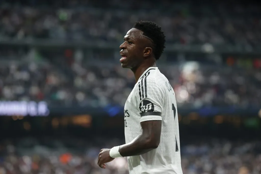 Vinicius Júnior pode estar de saída (Photo by Gonzalo Arroyo Moreno/Getty Images)