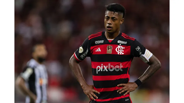 November 13, 2024, Rio de Janeiro, Rio de Janeiro, BRA: RIO DE JANEIRO, BRAZIL - NOVEMBER 13: BRUNO HENRIQUE of Flamengo looks on during the match between Flamengo and Atletico Mineiro as part of Brasileirao 2024 at Maracana Stadium on November 13, 2024 in Rio de Janeiro, Brazil. Rio de Janeiro BRA - ZUMAc227 20241113_zsp_c227_015 Copyright: xRuanoxCarneirox