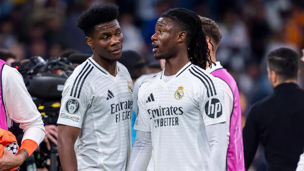 Tchouaméni e Camavinga após partida pelo Real Madrid (Foto: IMAGO / Alberto Gardin)