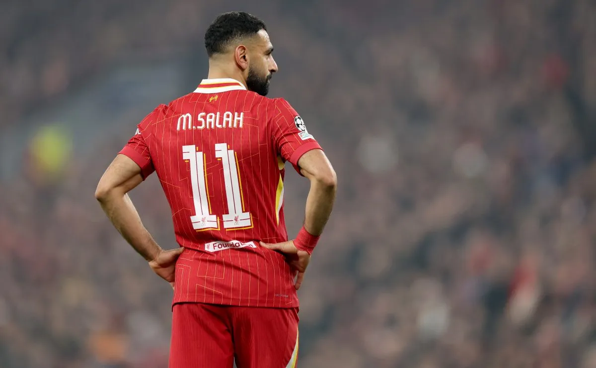 Salah é o sonho de Laporta. (Photo by Carl Recine/Getty Images)