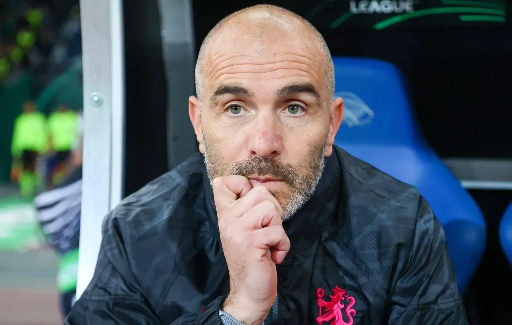 Enzo Maresca foi surpreendido por um jogador no Chelsea. foto: IMAGO / Focus Images