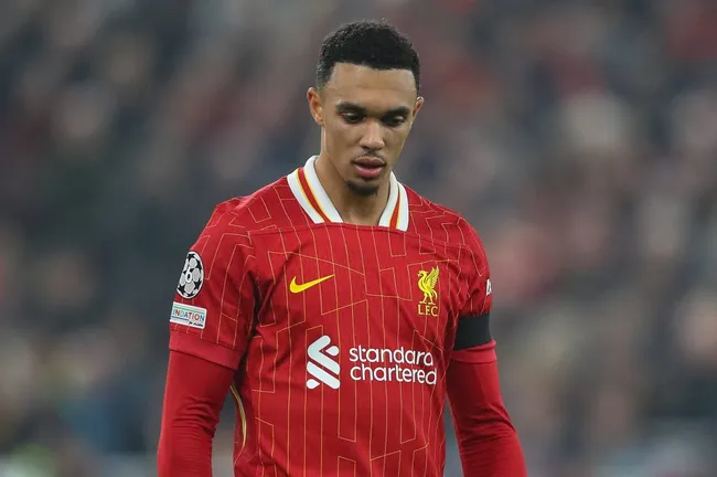 Alexander-Arnold teria que reduzir salário no Real Madrid, segundo portal. foto: IMAGO /&nbsp;News Images