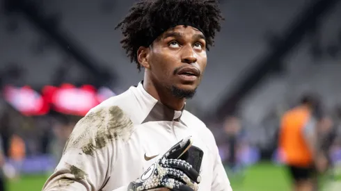 Corinthians x Palmeiras SÃO PAULO, SP – 04.11.2024: CORINTHIANS X PALMEIRAS – Hugo Souza during warm-up for the match between Corinthians and Palmeiras valid for the 32nd round of the Brazilian Championship held at Neo Química Arena in São Paulo, SP, on Monday night 04. Photo: Rodilei Morais/Fotoarena x2646573x PUBLICATIONxNOTxINxBRA RodileixMorais