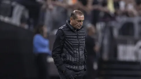 O Corinthians saiu da zona de rebaixamento e subiu para a parte superior da tabela do Brasileirão sob o comando de Ramón Díaz, garantindo quase sua permanência na Série A. (Foto: IMAGO / Fotoarena)