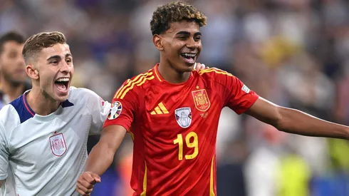 Craque do Barcelona pode assinar com o Manchester United por R$ 613 milhões (Photo by Stu Forster/Getty Images)