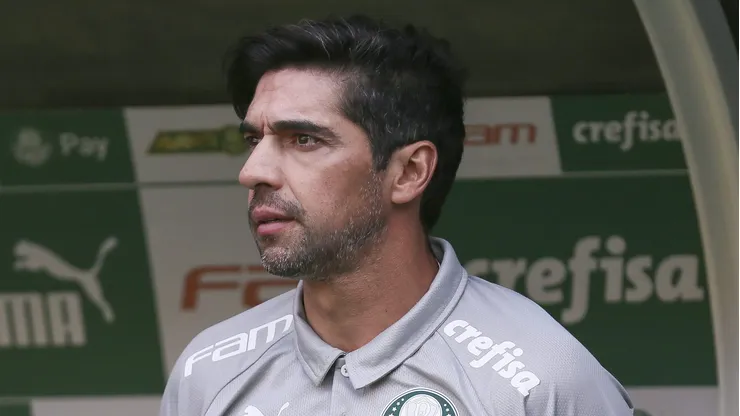Palmeiras pega todos de surpresa e encaminha acerto com ex-jogador do Barcelona (Photo by Ricardo Moreira/Getty Images)