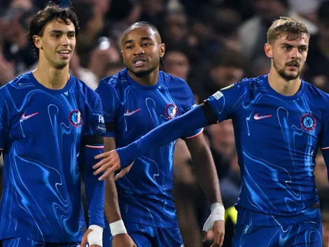 Aston Villa quer contratar Dewsbury-Hall