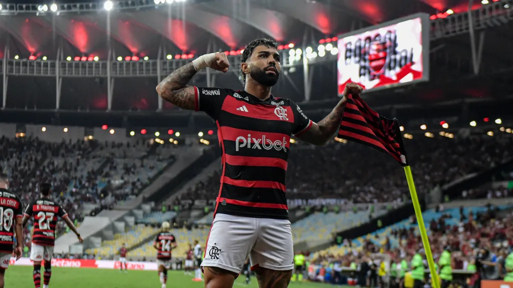 Gabigol marca gol na final da Copa Betano do Brasil (FOTO: Thiago Ribeiro/AGIF)