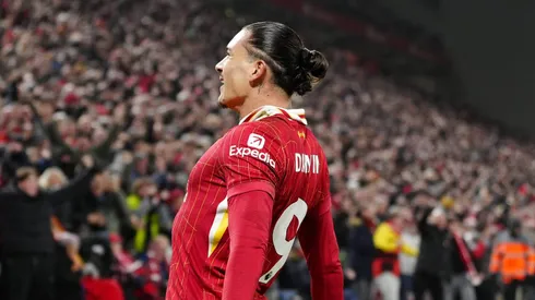 Darwin Núñez, do Liverpool, comemora após marcar o gol de abertura da partida durante o jogo da Premier League em Anfield, Liverpool. (Foto: IMAGO / PA Images)