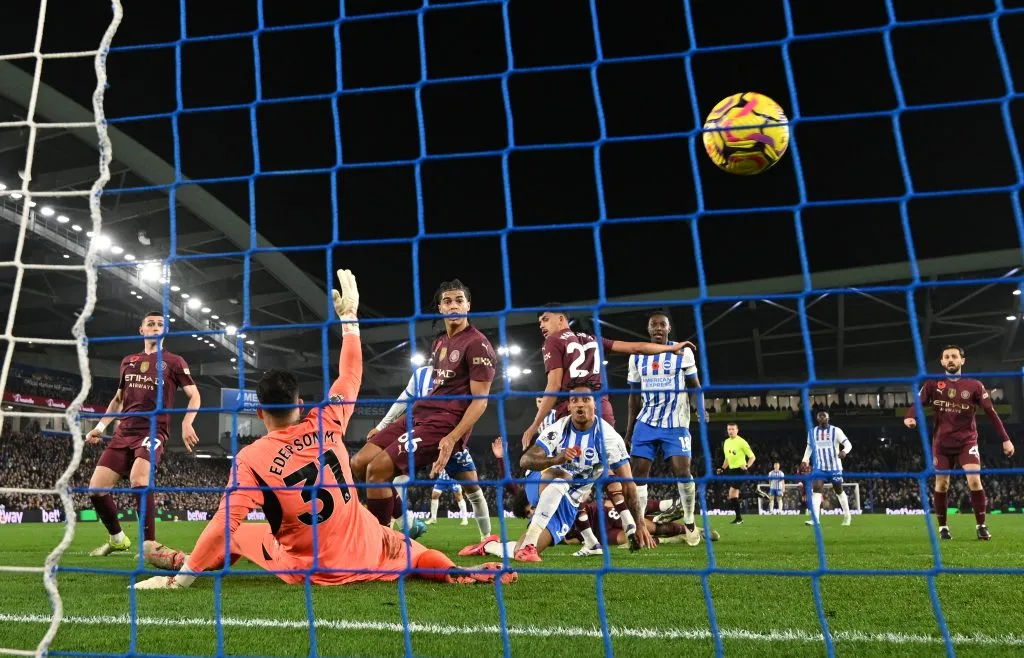 João Pedro, do Brighton, marcou um dos gols da vitória contra o City. (Photo by Mike Hewitt/Getty Images)