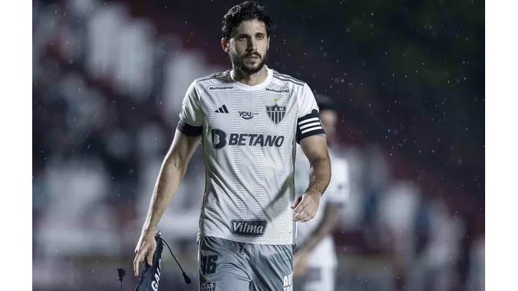 Igor Rabello durante o duelo entre Atlético-GO e Atlético-MG, no dia 06 de novembro de 2024. (AGIF / Alamy Stock Photo)