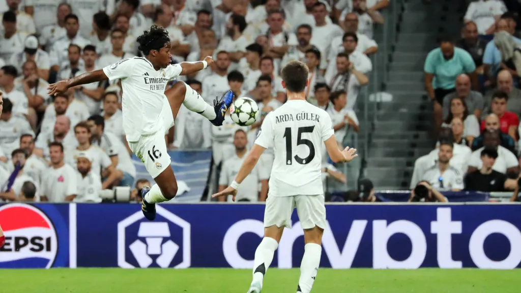 Arda Güler e Endrick em partida pelo Real Madrid (Foto: IMAGO / Sportfoto Rudel)