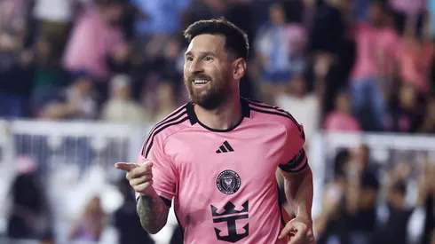 FORT LAUDERDALE, FLORIDA - OCTOBER 19: Lionel Messi #10 of Inter Miami celebrates scoring his third goal during the second half against the New England Revolution at Chase Stadium on October 19, 2024 in Fort Lauderdale, Florida. (Photo by Carmen Mandato/Getty Images)
