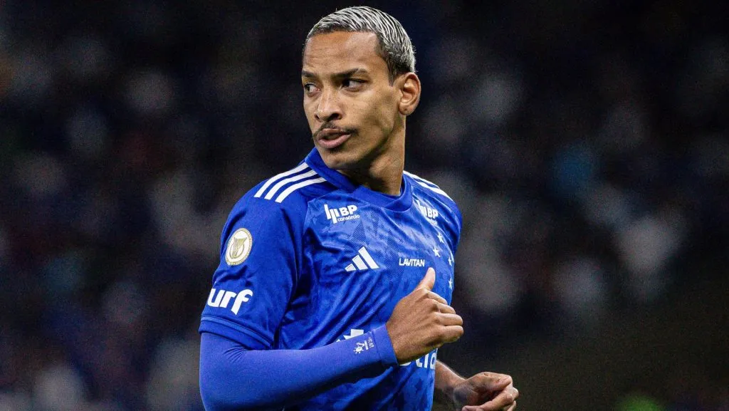 Matheus Pereira em campo pelo Cruzeiro. Foto: IMAGO / Fotoarena