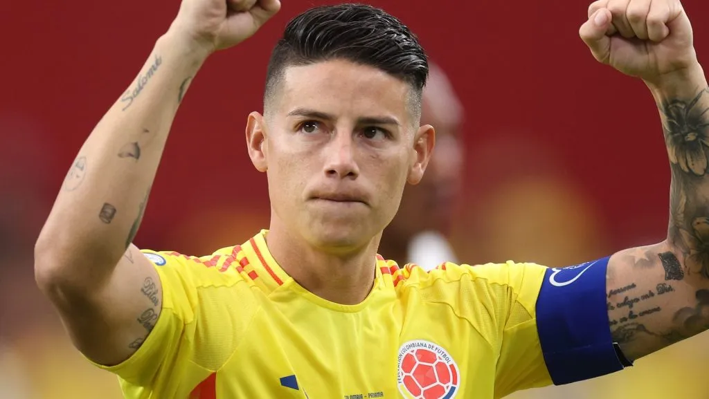 James Rodríguez em campo pela Colômbia (Photo by Jamie Squire/Getty Images)