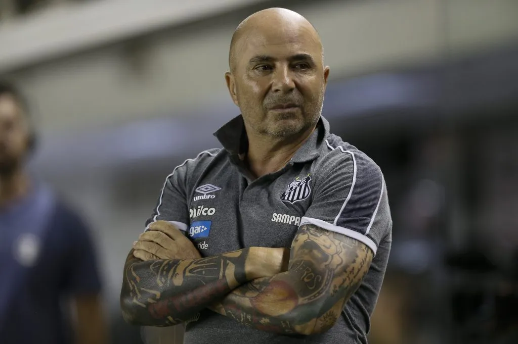 Jorge Sampaoli como técnico no Santos. (Photo by Miguel Schincariol/Getty Images)