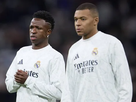 Vini Júnior tem forte conversa com Mbappé após derrota na Champions