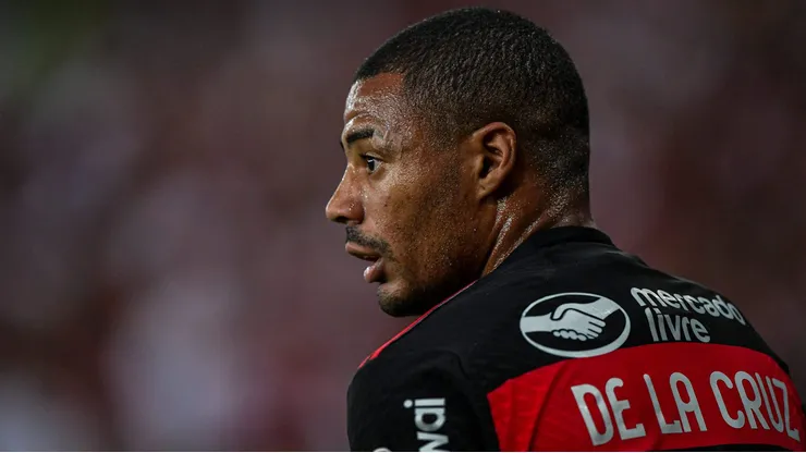 De La Cruz está lesionado no Flamengo