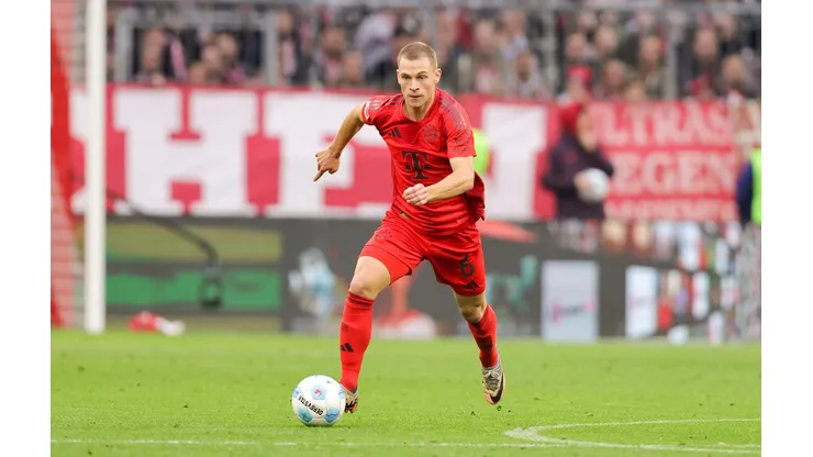 Kimmich em ação na partida entre Bayern de Munique e Union Berlin, no dia 02 de novembro de 2024. (dpa picture alliance / Alamy Stock Photo)