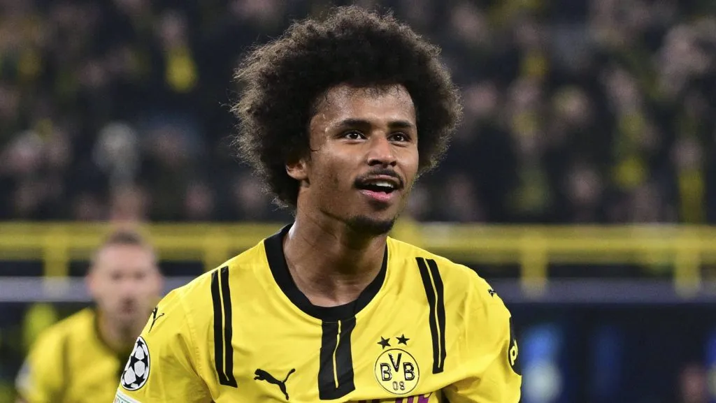 Celebração do gol de 3 a 1 por Karim Adeyemi, número 27 do Borussia Dortmund, na partida Borussia Dortmund vs Celtic Glasgow, Liga dos Campeões, Jornada 2, 01/10/2024, Dortmund, Renânia do Norte-Vestfália, Alemanha. (Foto: IMAGO / kolbert-press)