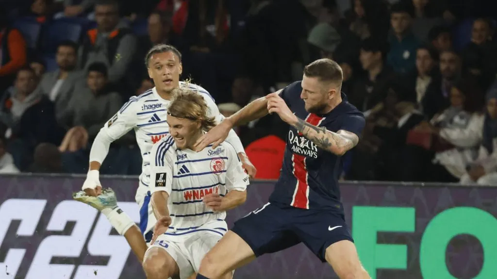 Skriniar em ação pelo PSG (IMAGO Starface)